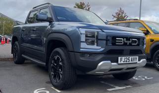 BYD Shark - front 3/4